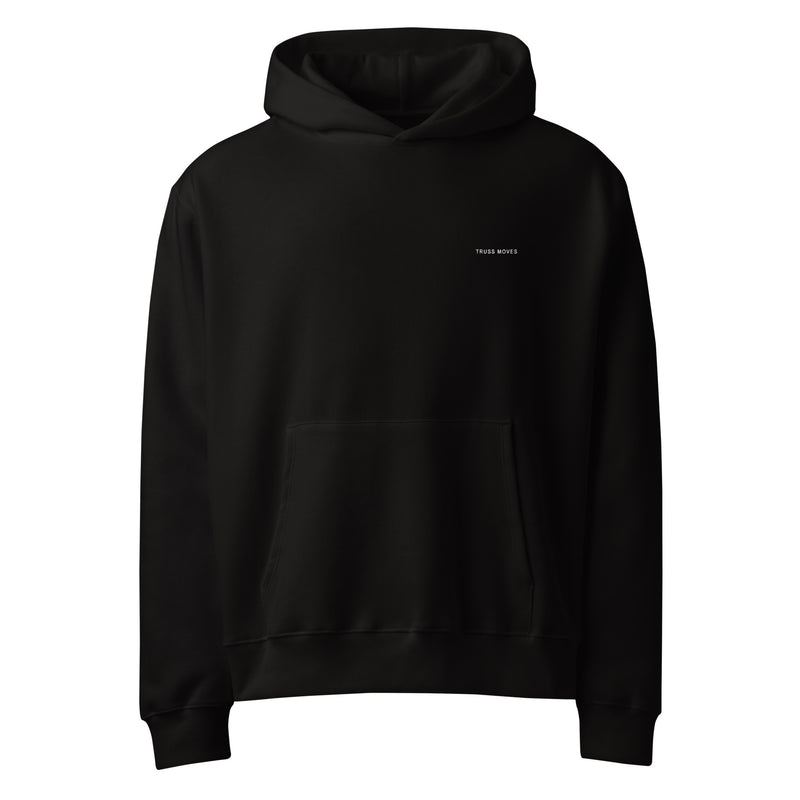 Truss Moves Oversized Hoodie in Schwarz mit TRUSS-MOVES-Schriftzug – Frontansicht